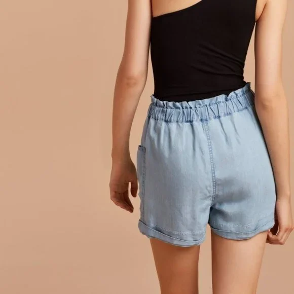 Community - Chambray Doddridge High Waisted Shorts - Picture 5 of 9